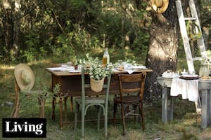 La sorpresa de una cabaña de estilo inglés construida en adobe y quincha