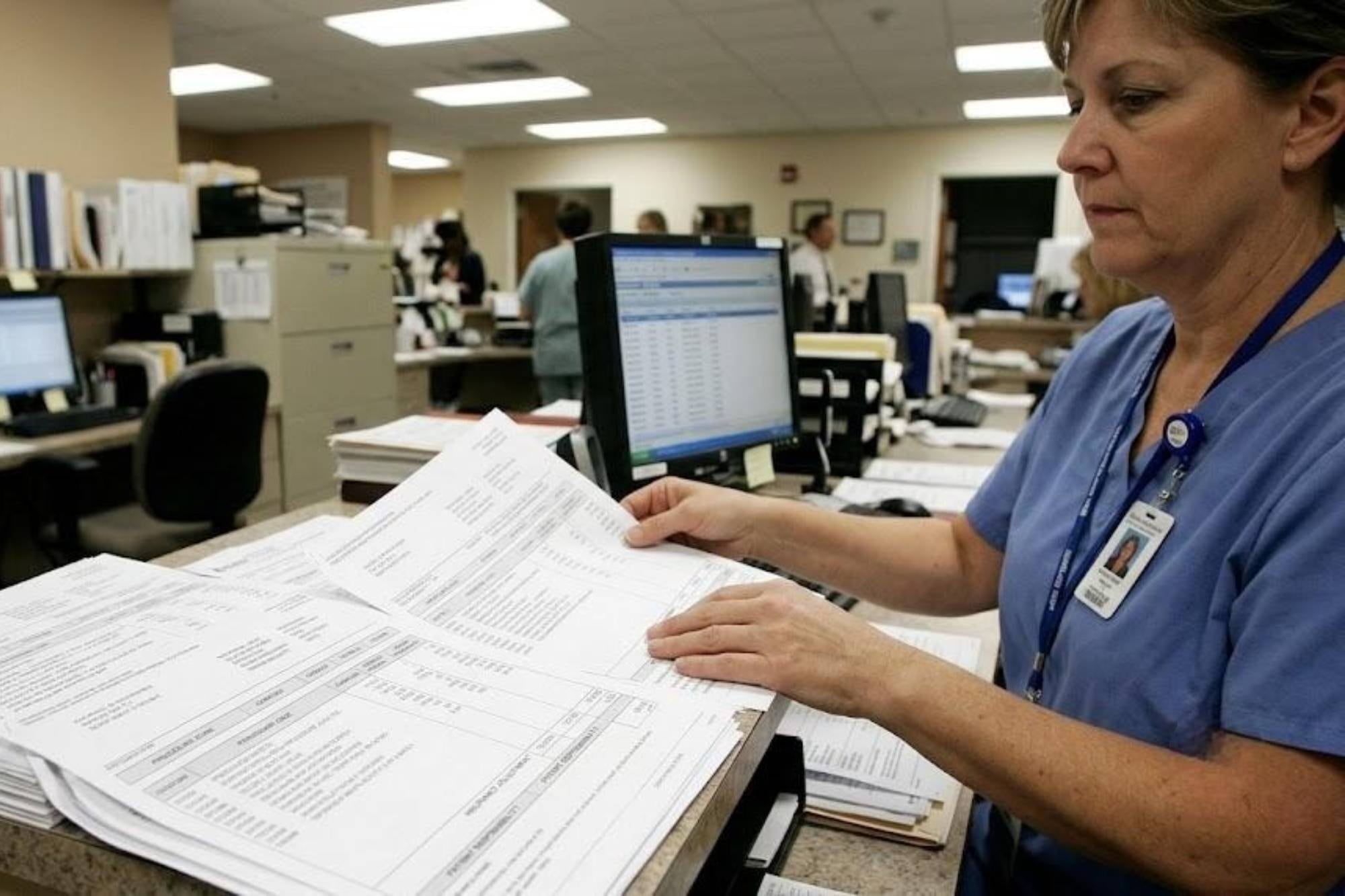 El precio de la salud en EE.UU.: los proyectos de ley que obligarían a hospitales y aseguradoras a informar cuánto cobran