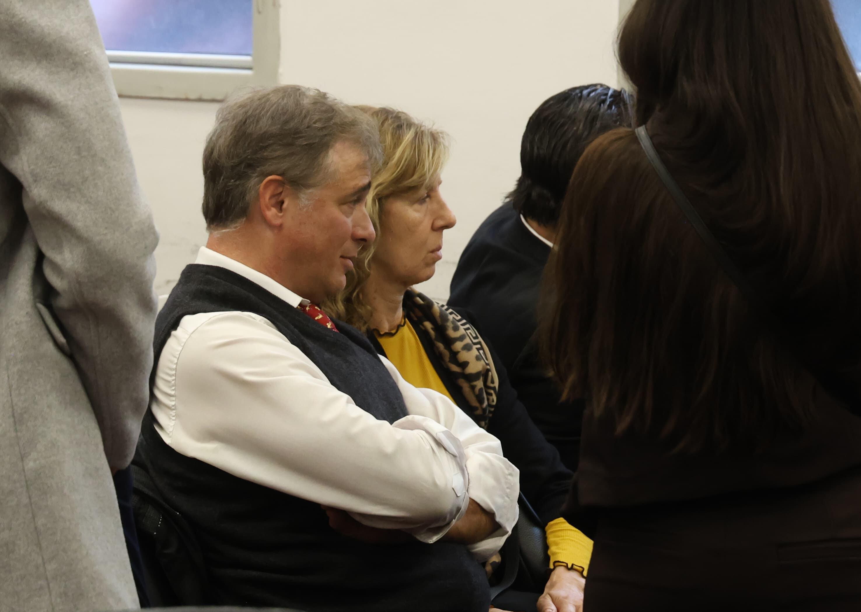 Luis Daniel Megyes, uno de los condenados, junto a su pareja, Alicia Allegue, absuelta