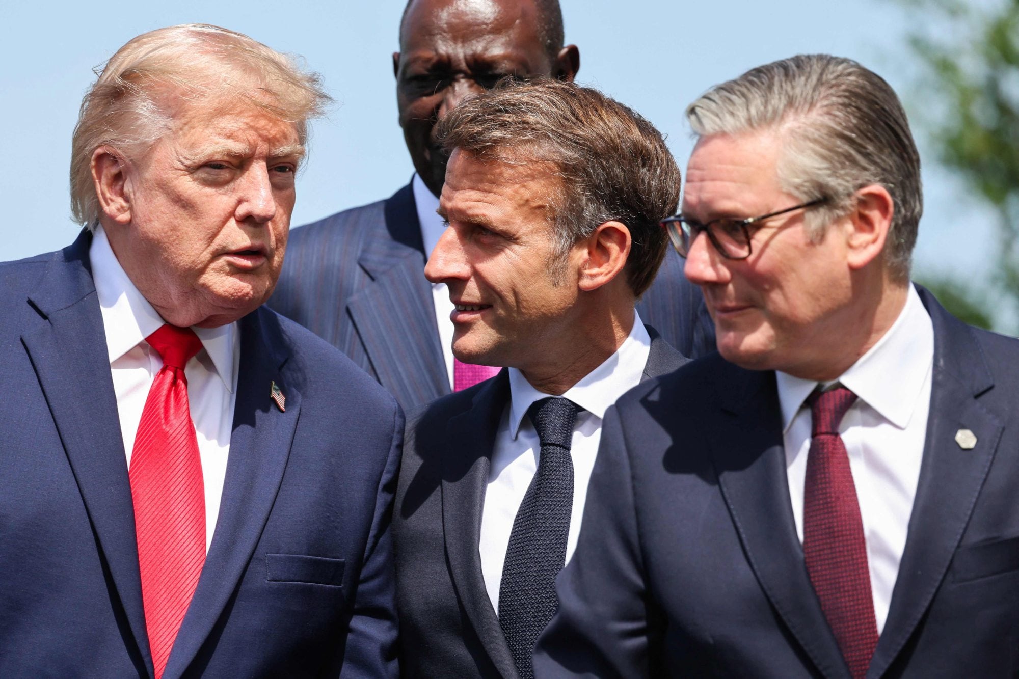 Trump defiende el acuerdo preliminar con Irán en una cumbre del G7 donde hubo consenso en aumentar la presión a Rusia
