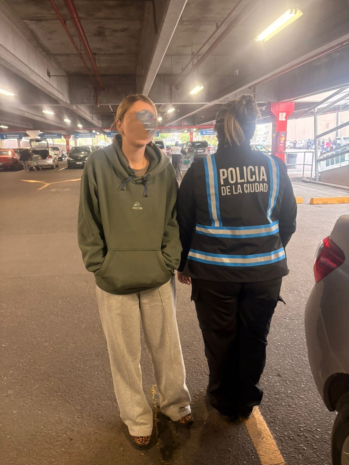 La joven fue hallada en buen estado de salud