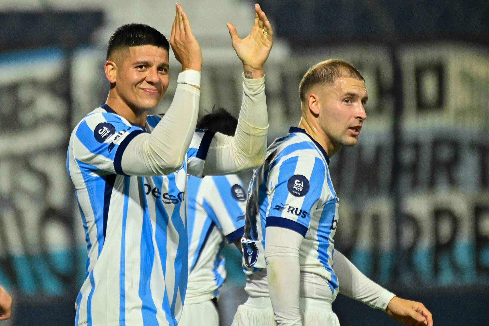 Rojo y Miljevic, autores de dos de los goles de la Academia de Vojvoda