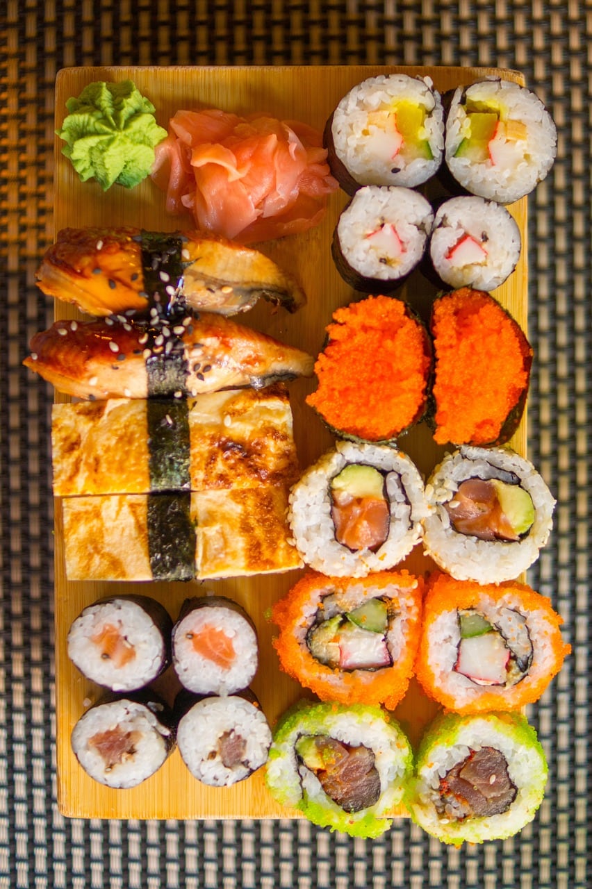 El arroz es un ingrediente fundamental en la preparación del sushi y juega un papel clave tanto en el sabor como en la textura del plato (Foto ilustrativa: PIXABAY)