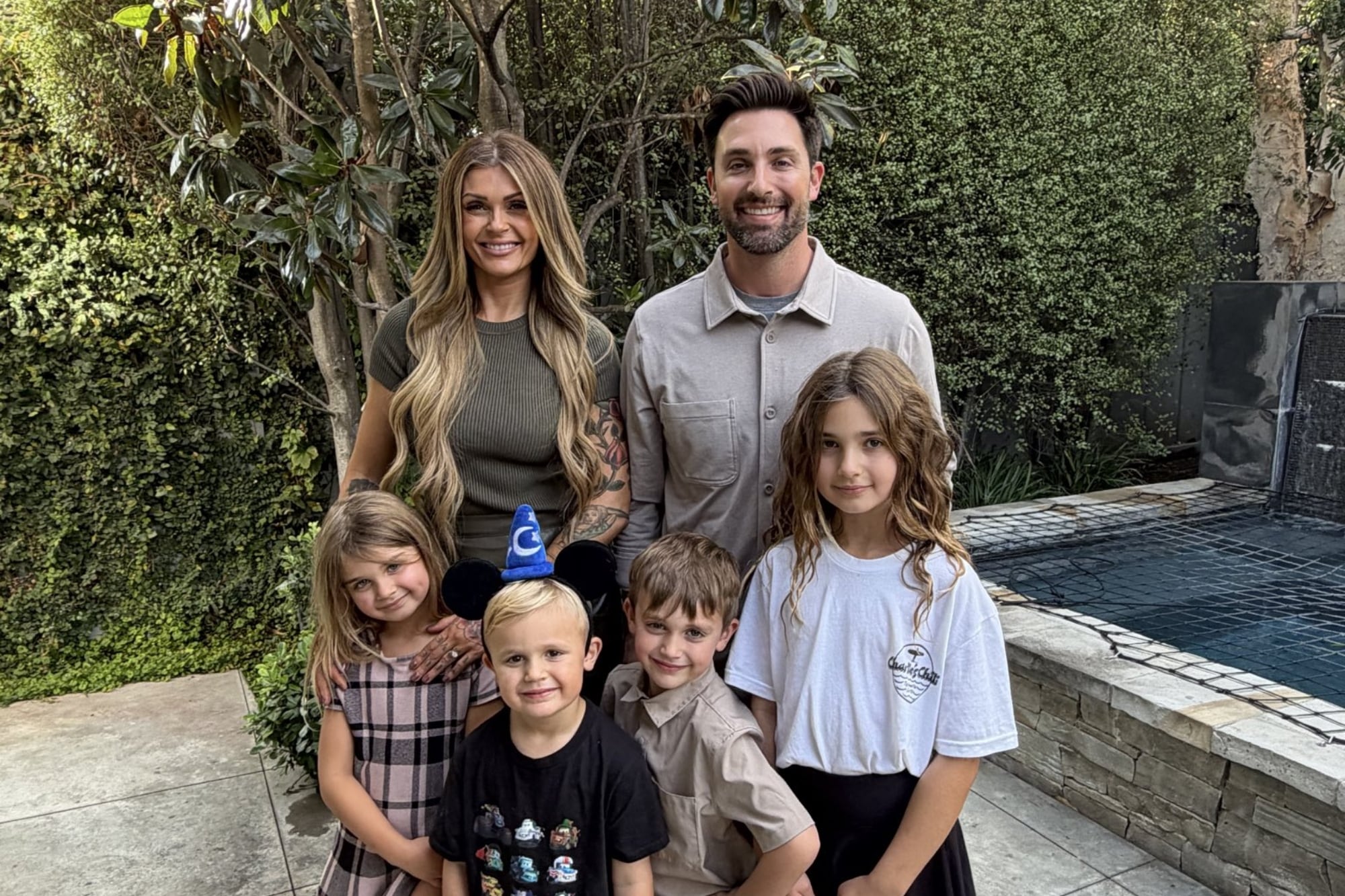 Ian Calderón, junto a su familia