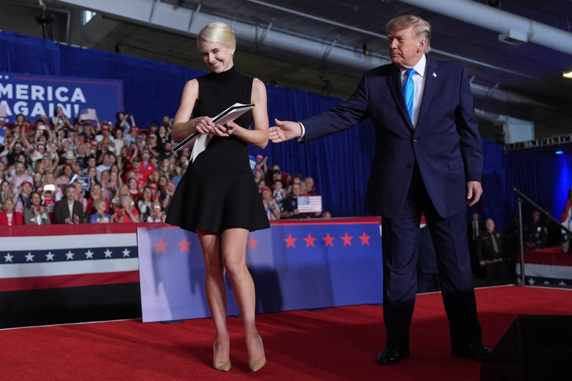 La nueva aparición de Natalie Harp que confirma su creciente protagonismo junto a Trump en plena campaña