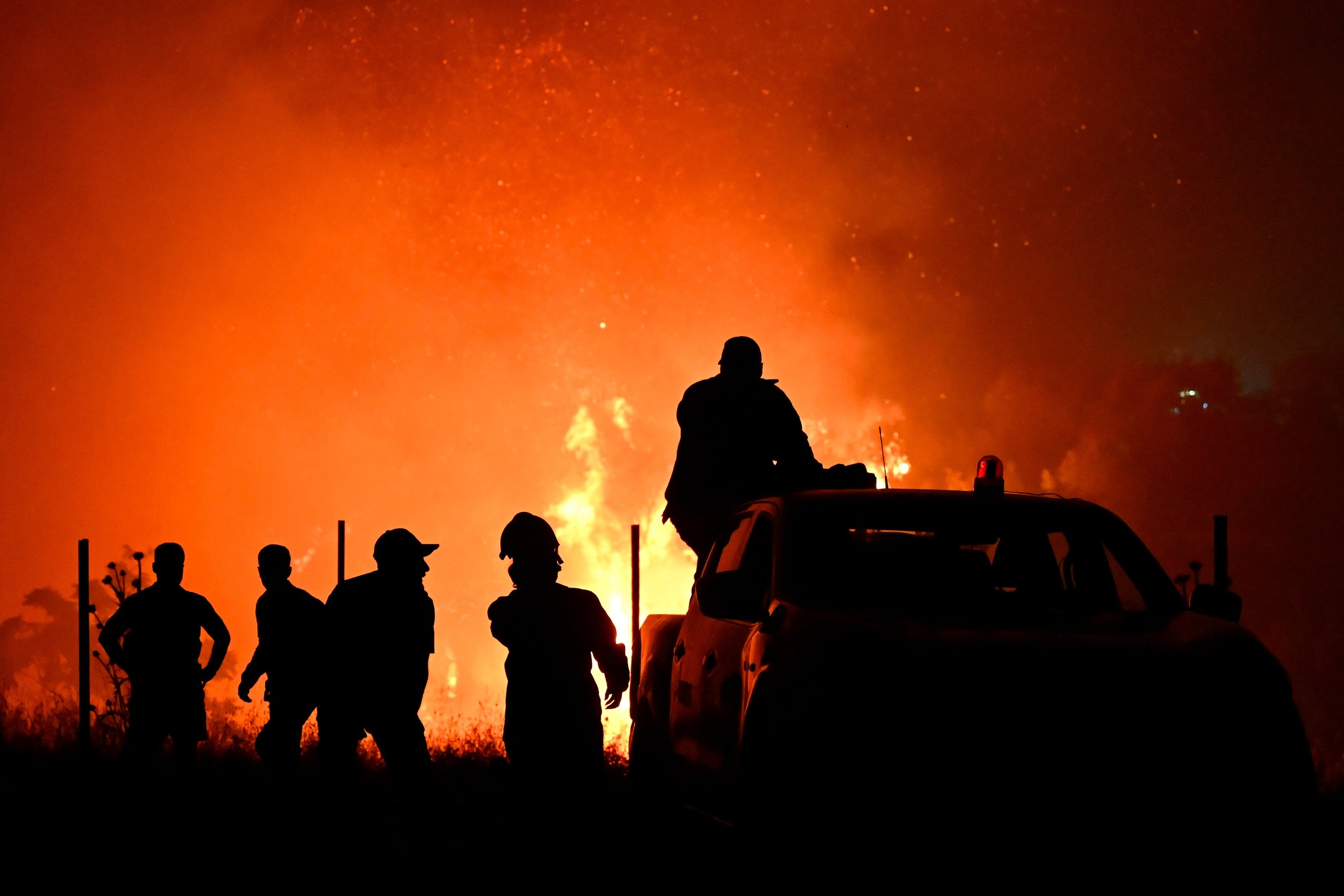 Un incendio forestal en las afueras de la ciudad de Salónica, el 4 de julio de 2026
