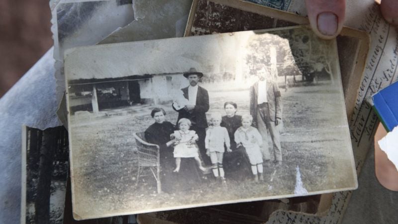 Imagen de algunos de los primeros colonos alemanes que llegaron a Nueva Germania