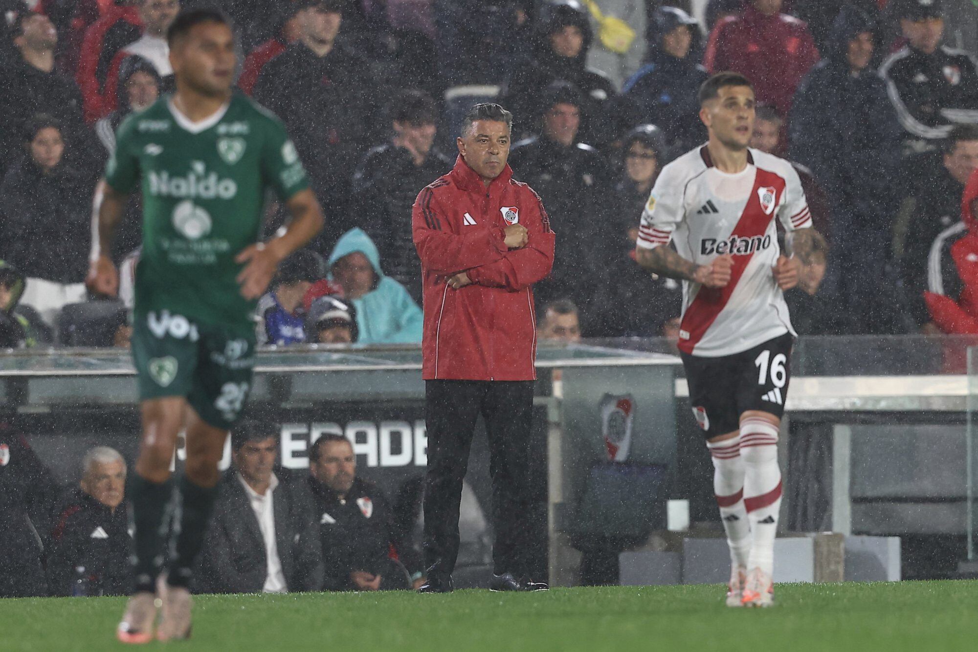 Gallardo, muy disconforme con la actuación de River