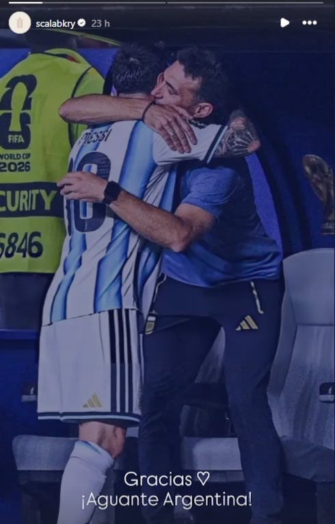 Corina apoyó a su hermano y a la selección argentina desde Pujato, donde tiene su pastelería
