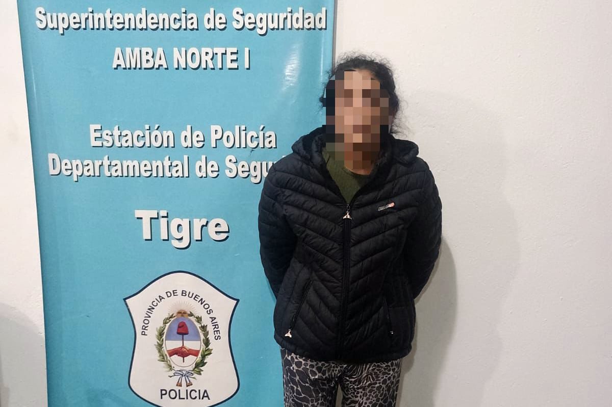Es abogada, trabaja en la Justicia y ahora está presa por asesinar a su madre y querer matar a su hijo