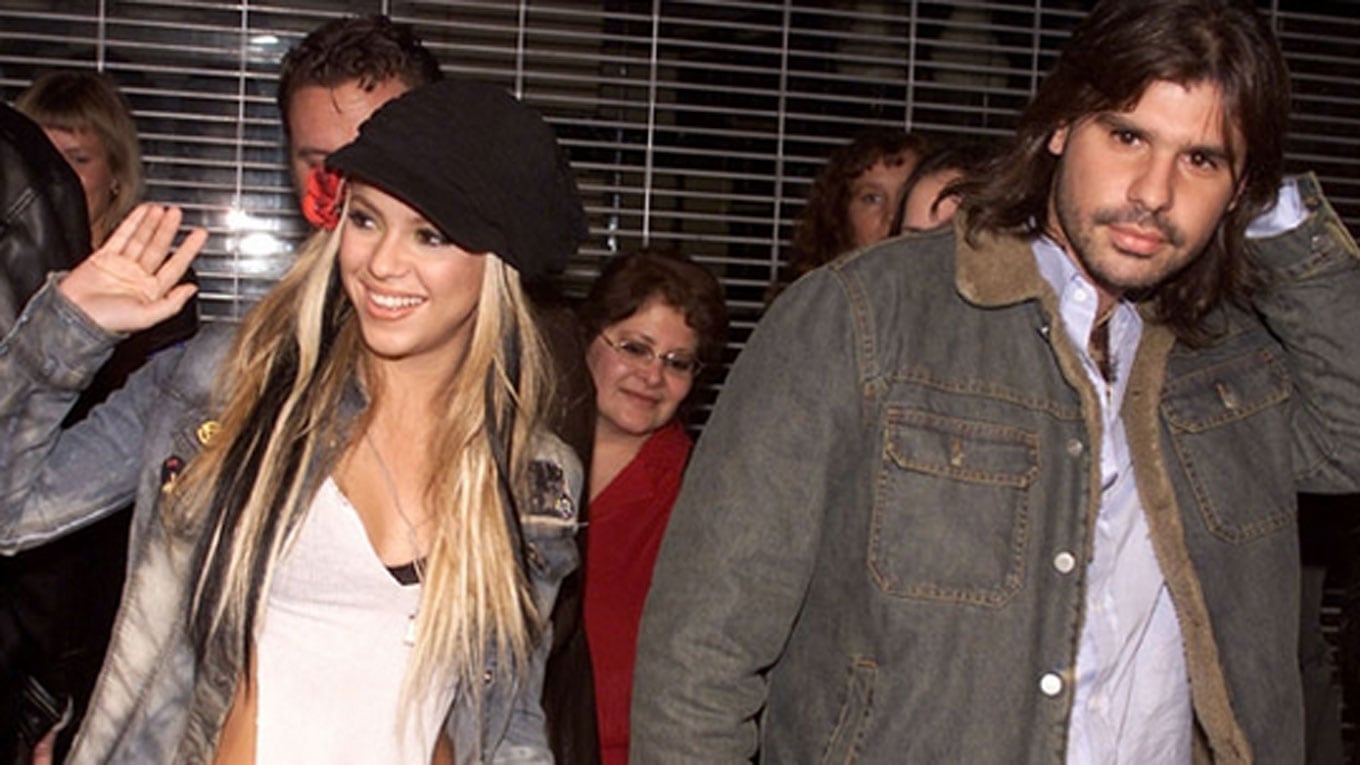 Hoy Shakira y Antonio de la Rúa mantienen un vínculo de amabilidad y se rumorea con una posible reconciliación