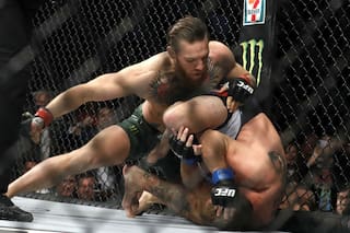 "¡Nunca vi algo así!". McGregor volvió al UFC con un KO a los 40 segundos