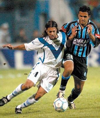 Otros tiempos: Santiago Ladino jugó cinco años en Vélez y consiguió un título en el año 2005