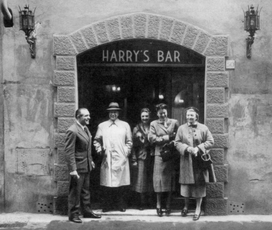 El frente del Harry's Bar, en Venecia
