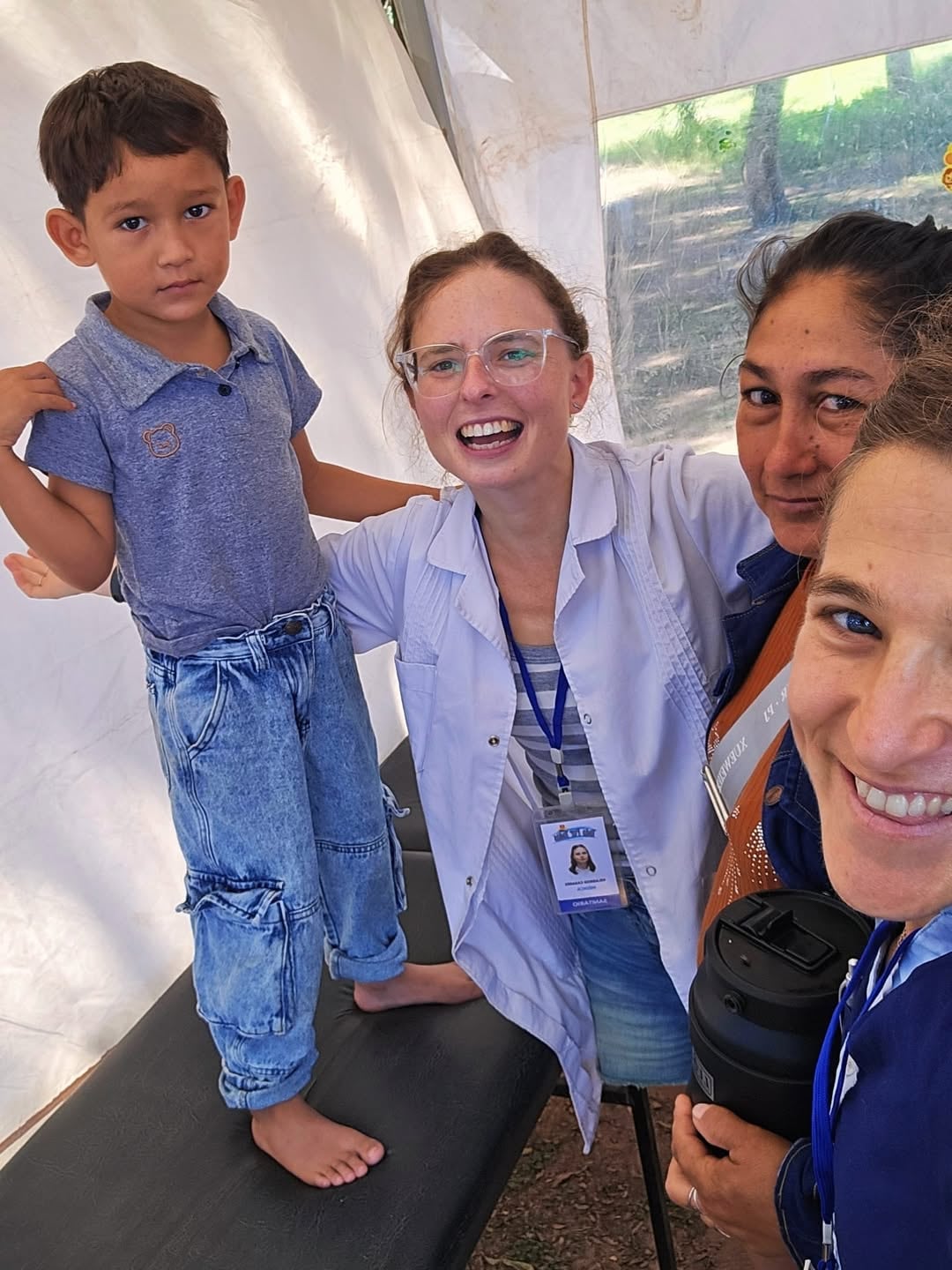 Pareto es médica traumatóloga y desde su especialidad atendió a difernetes personas en los tres hospitales zonales a los que fue en Semana Santa