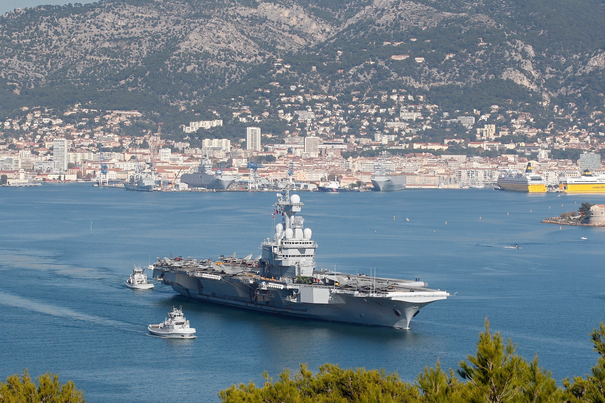 El portaaviones francés Charles-de-Gaulle
