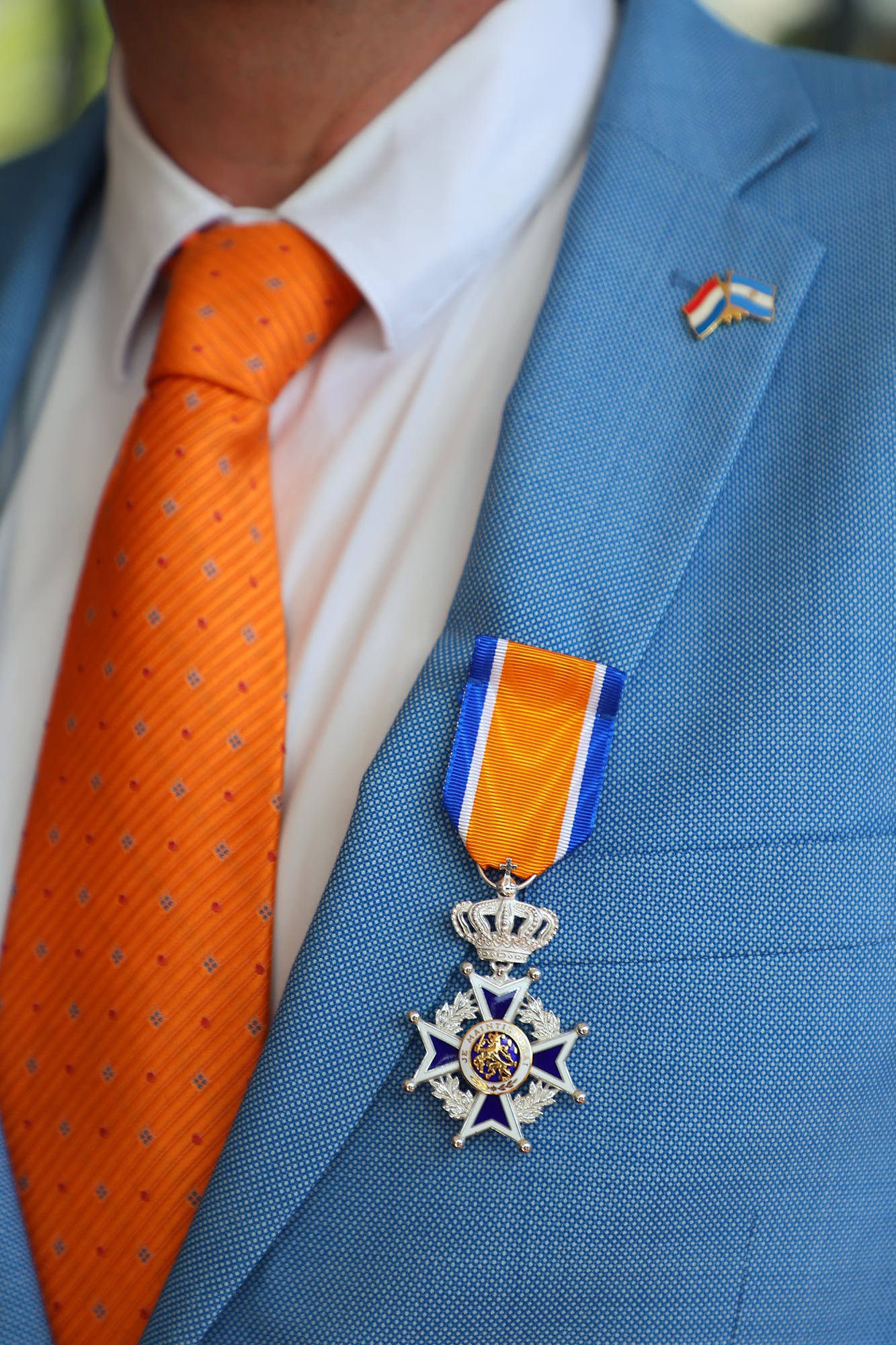 La condecoración, Caballero de la Orden de Orange Nassau
