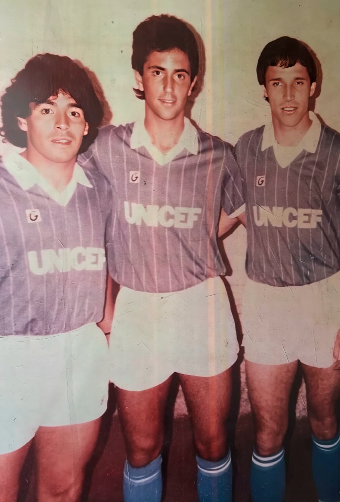 Talarico junto a Maradona y Bertoni, en Italia, dos meses antes del Mundial 86