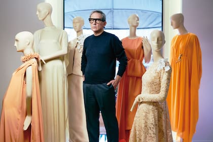 Adrián Brown, el diseñador que eligen celebrities y figuras de la política