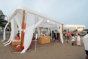 El plan que la rompe en Playa Grande: música y bienestar frente al mar