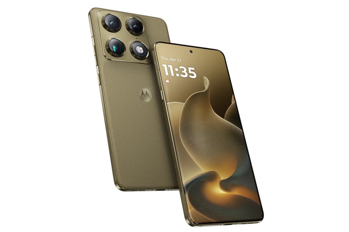 La pantalla de 6,8 pulgadas del Motorola Signature es apenas curva en los cuatro costados; tiene una tasa de refresco hasta 165 Hz y 6200 nits de pico de brillo máximo