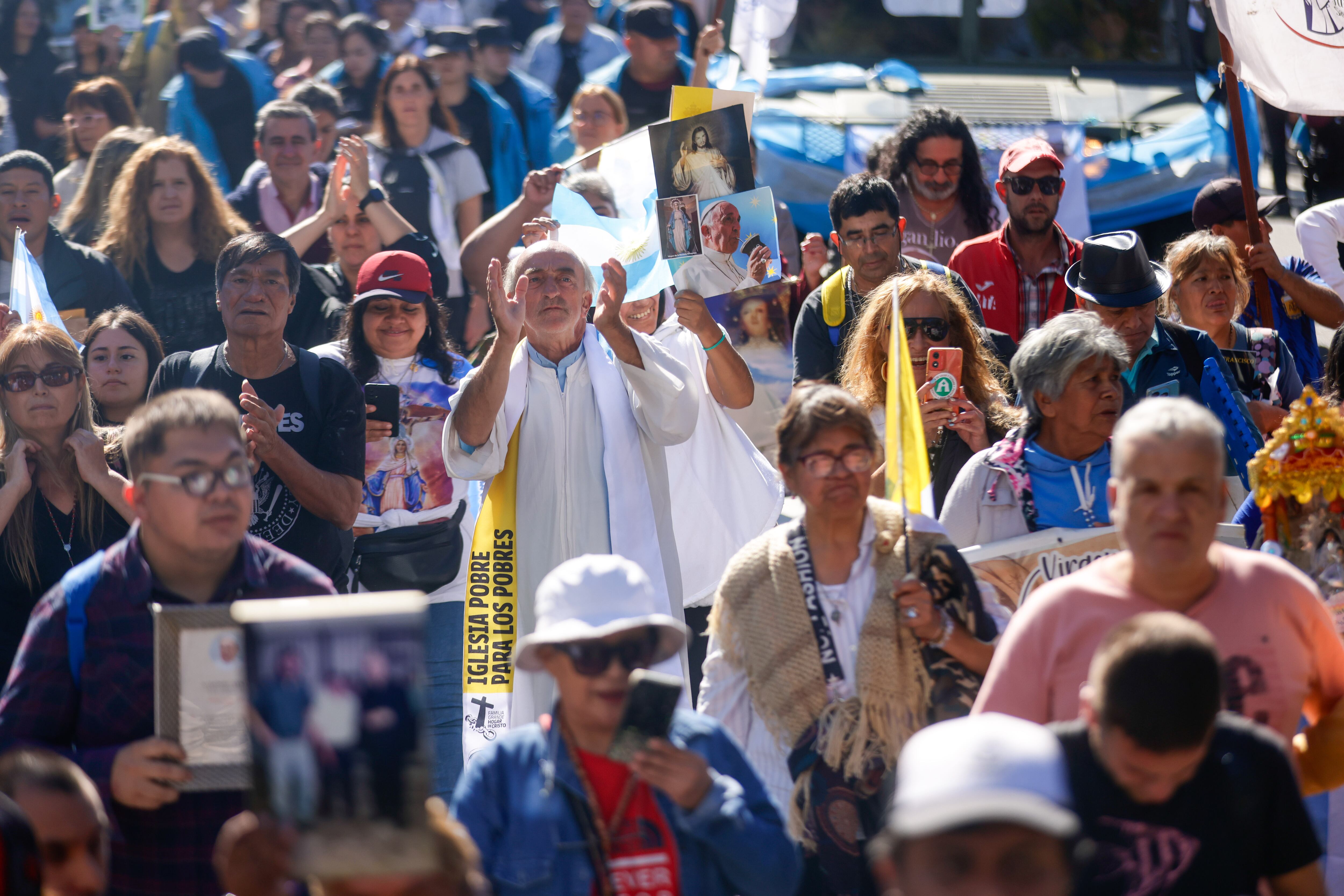 La peregrinación se extendió hasta la tarde
