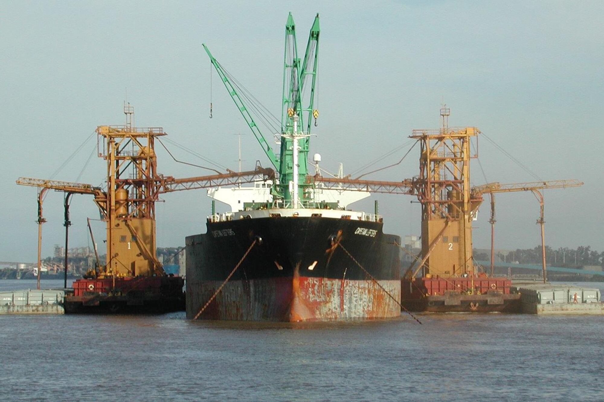 La hidrovía, en medio de la polémica por la concesión a 30 años