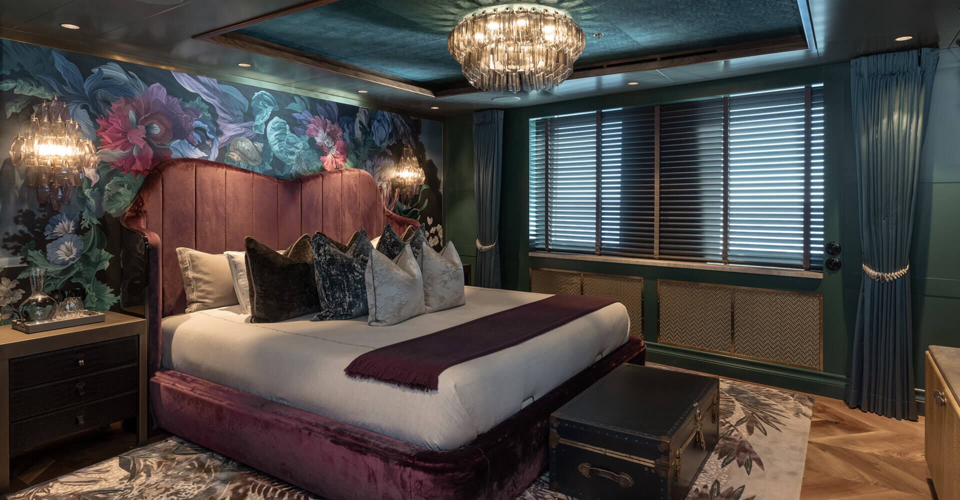 Otra de las seis suites del Pink Shadow, todas decoradas con motivos tropicales (foto: designunlimited.net)