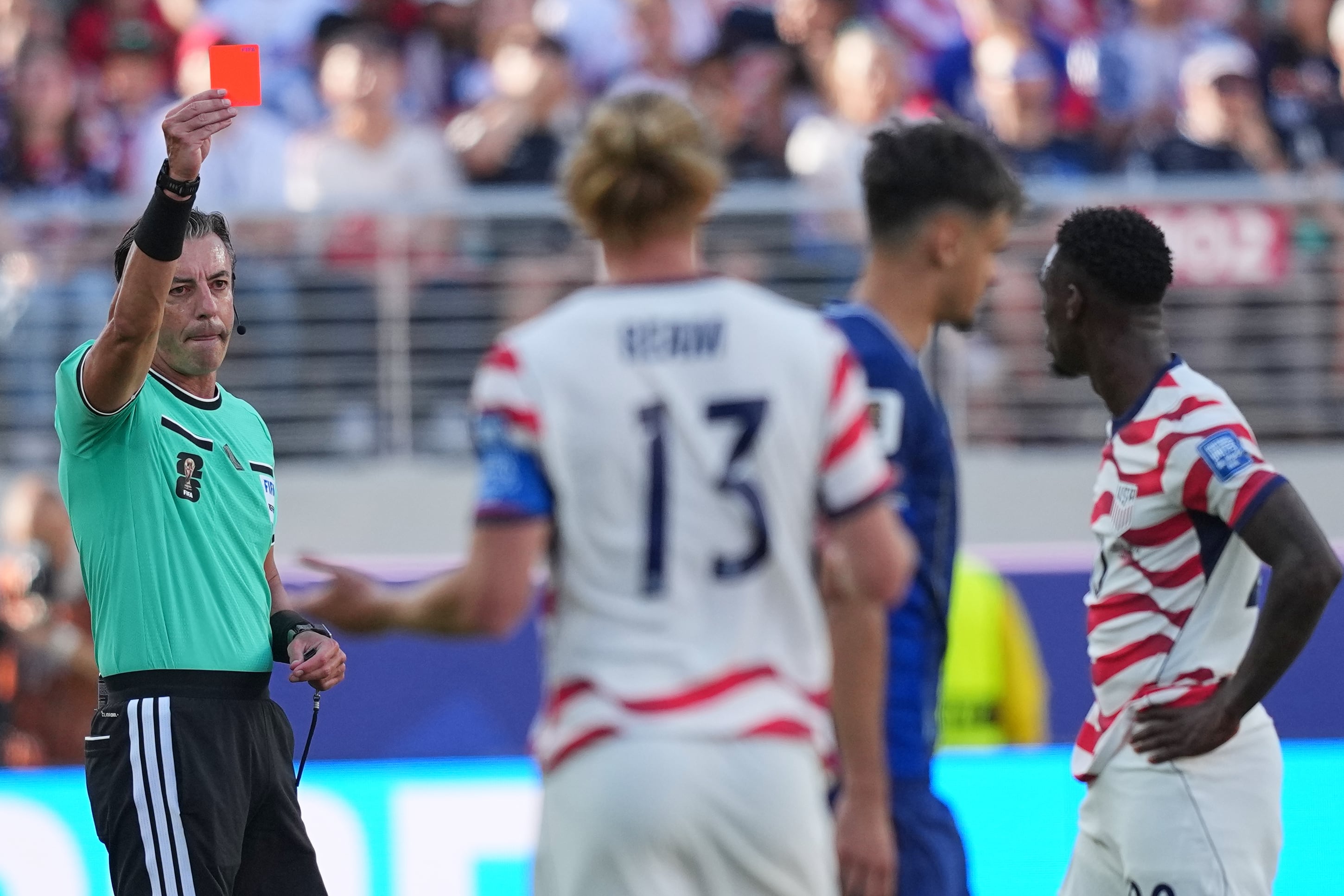 Mundial 2026: la FIFA le permitirá jugar al estadounidense Folarin Balogun contra Bélgica pese a la tarjeta roja que recibió