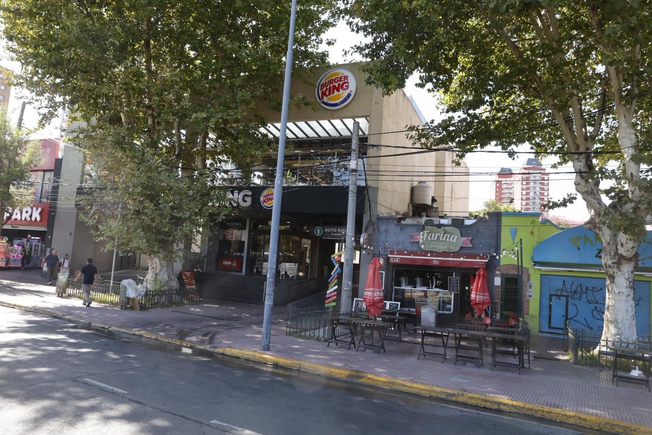 Mellino tiene domicilio en Mitre 438, Tigre, pero esa numeración no existe ni en Emilio Mitre ni en General Mitre, en la que funciona un local de una cadena de hamburguesas.