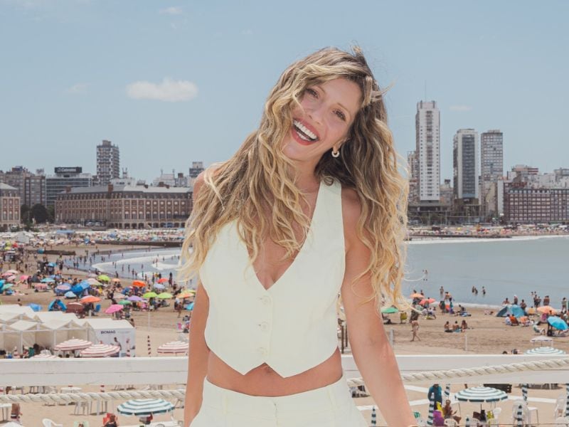 Laurita Fernández compartió la primera foto oficial con su nuevo novio