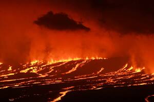 Entró en erupción un volcán en las islas Galápagos