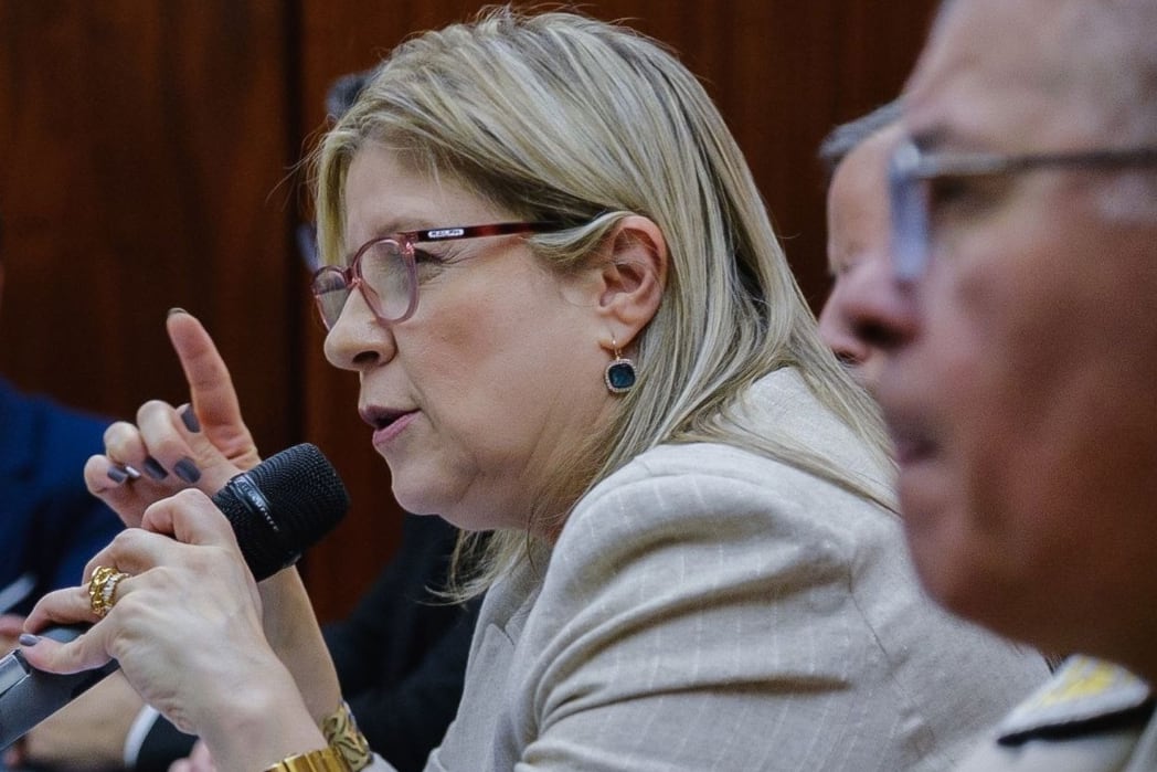 Con el partido y el Congreso en el foco, la ministra de Seguridad monitorea la situación desde el Comando Unificado