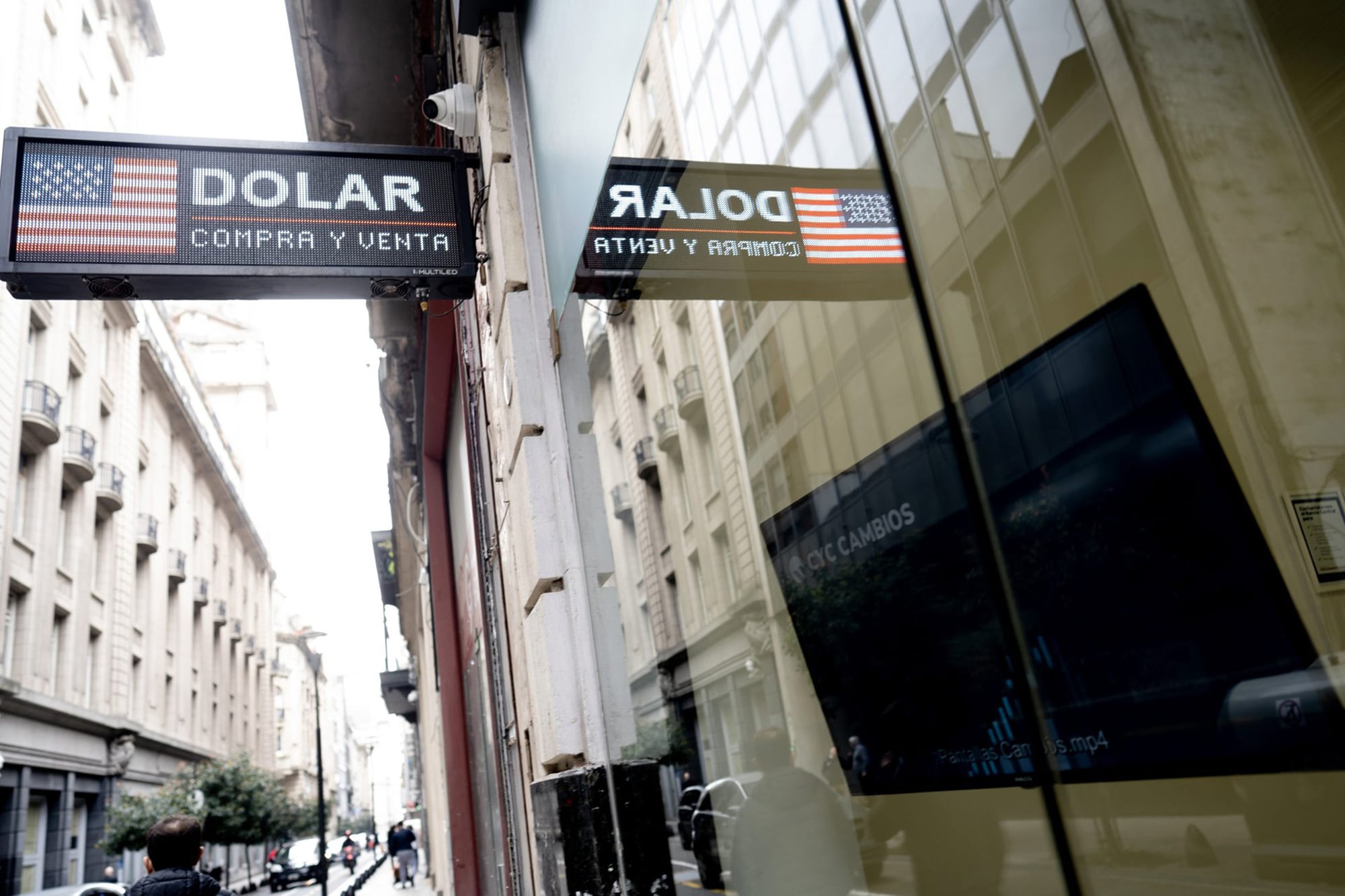 La mejora en las expectativas tras las elecciones llevó a muchos a revisar sus estrategias en dólares