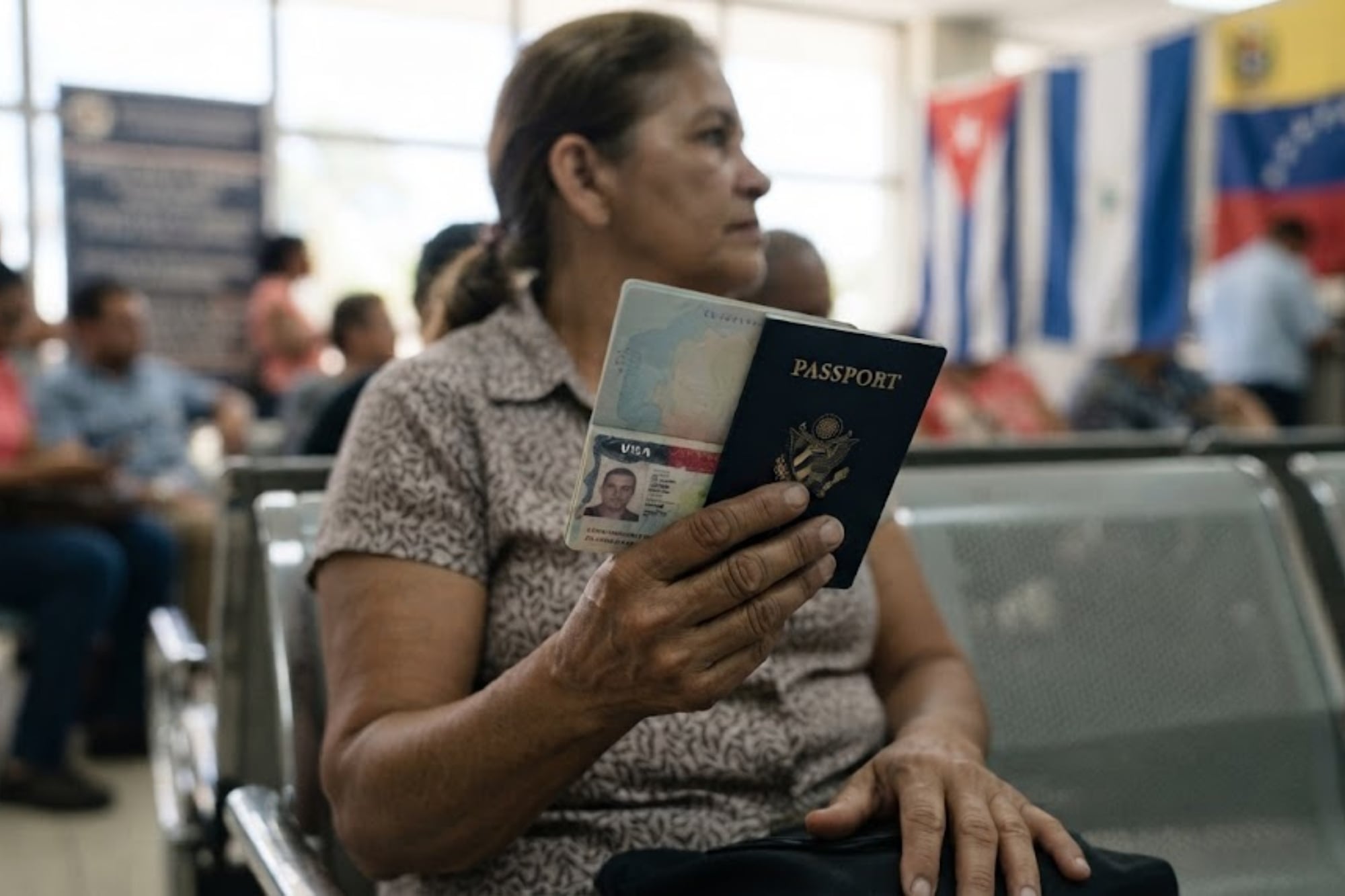 La jueza federal sostiene que la normativa viola la prohibición de discriminación por nacionalidad