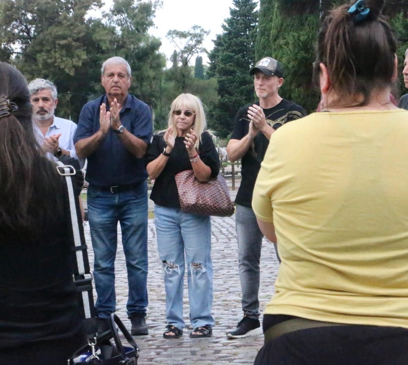 Los allegados despidieron a Araujo con un homenaje