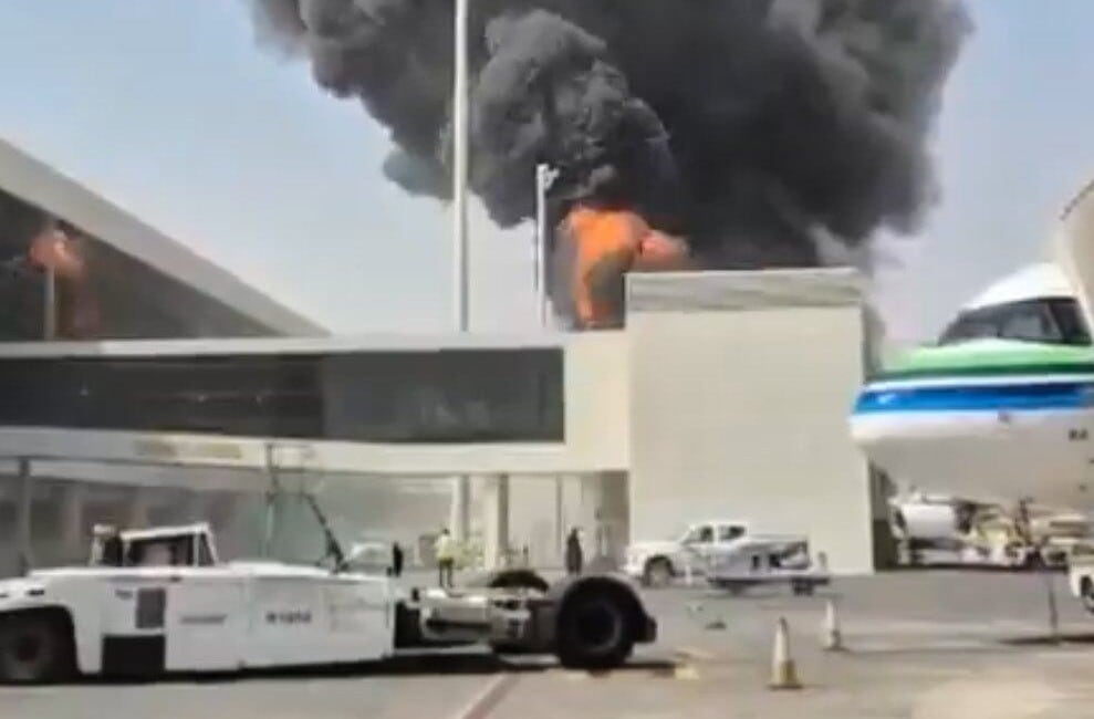 Al menos 12 muertos y 309 heridos por un ataque hutí al aeropuerto de Riad en Arabia Saudita