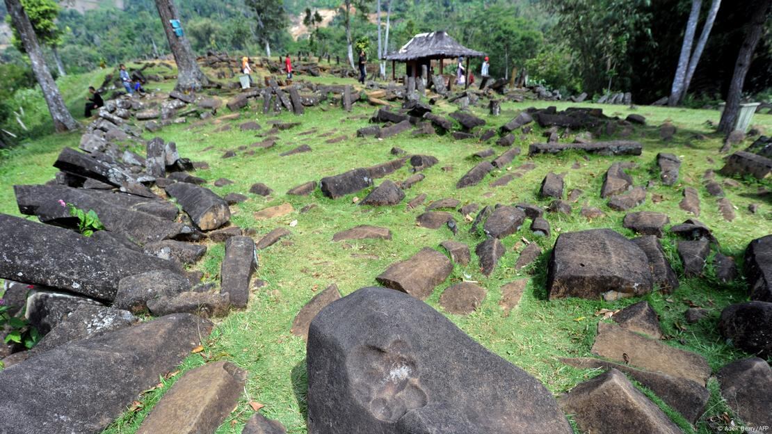 Investigadores de Indonesia aseguran que la pirámide Gunung Padang se erigió en el 25.000 a.C