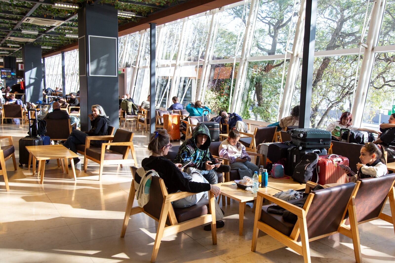 Se incorporaron más espacios de espera para los pasajeros