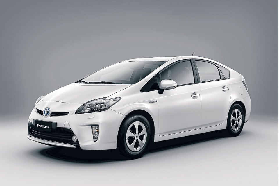 Fueron pioneros y revolucionaron la industria: desde el primer SUV hasta el modelo que debutó en los deportivos 15 El Toyota Prius fue el primer híbrido de la historia, presentado en 1997