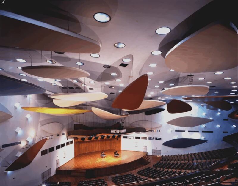 Calder quería que alguna de sus obras estuviera dentro del Aula Magna de la UCV, pero dudaba que se pudiera materializar su idea