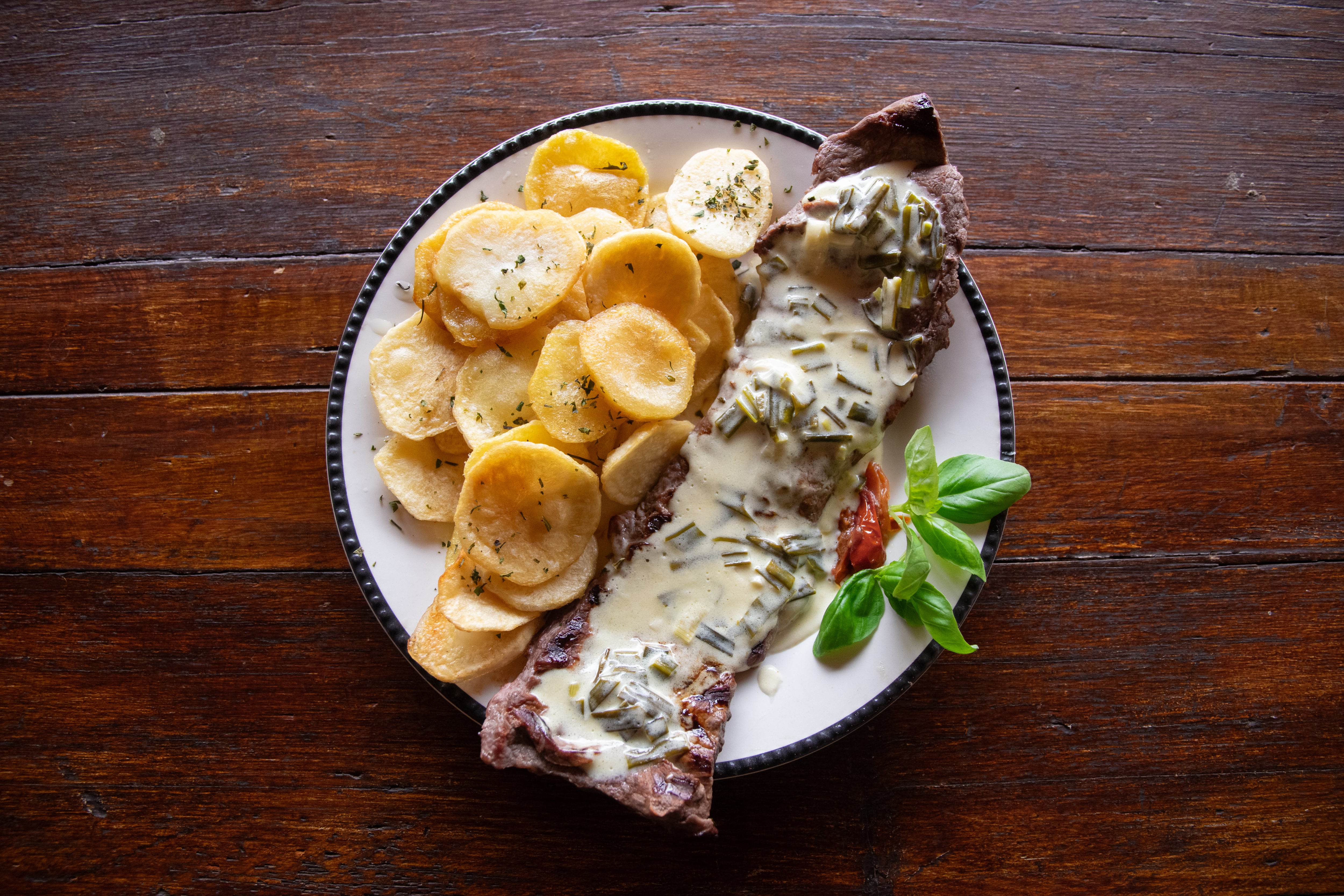 Platos caseros y de estación son la esencia del menú de La Esquina, el restaurante del hotel