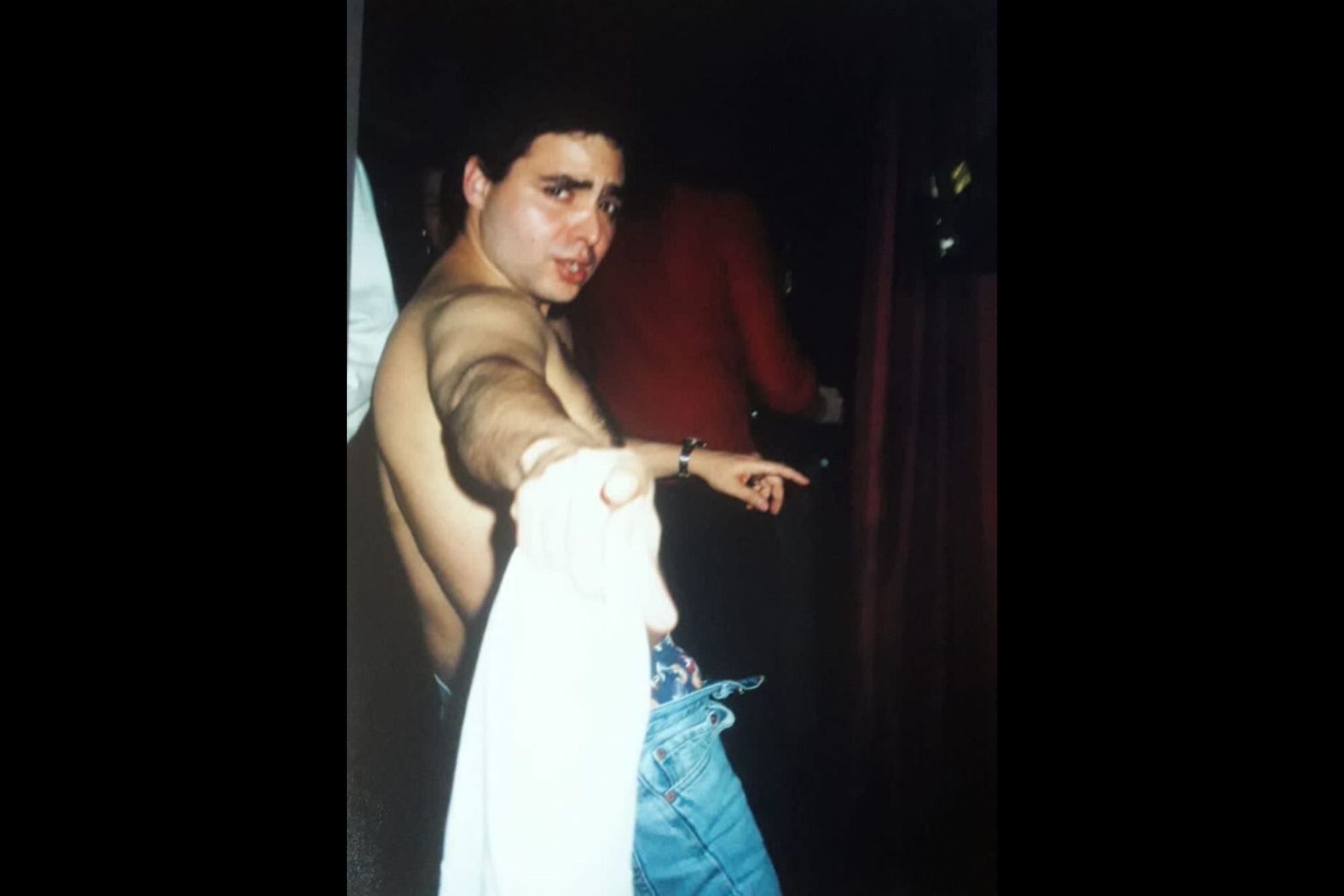 Lionel Bollini en una de sus performances