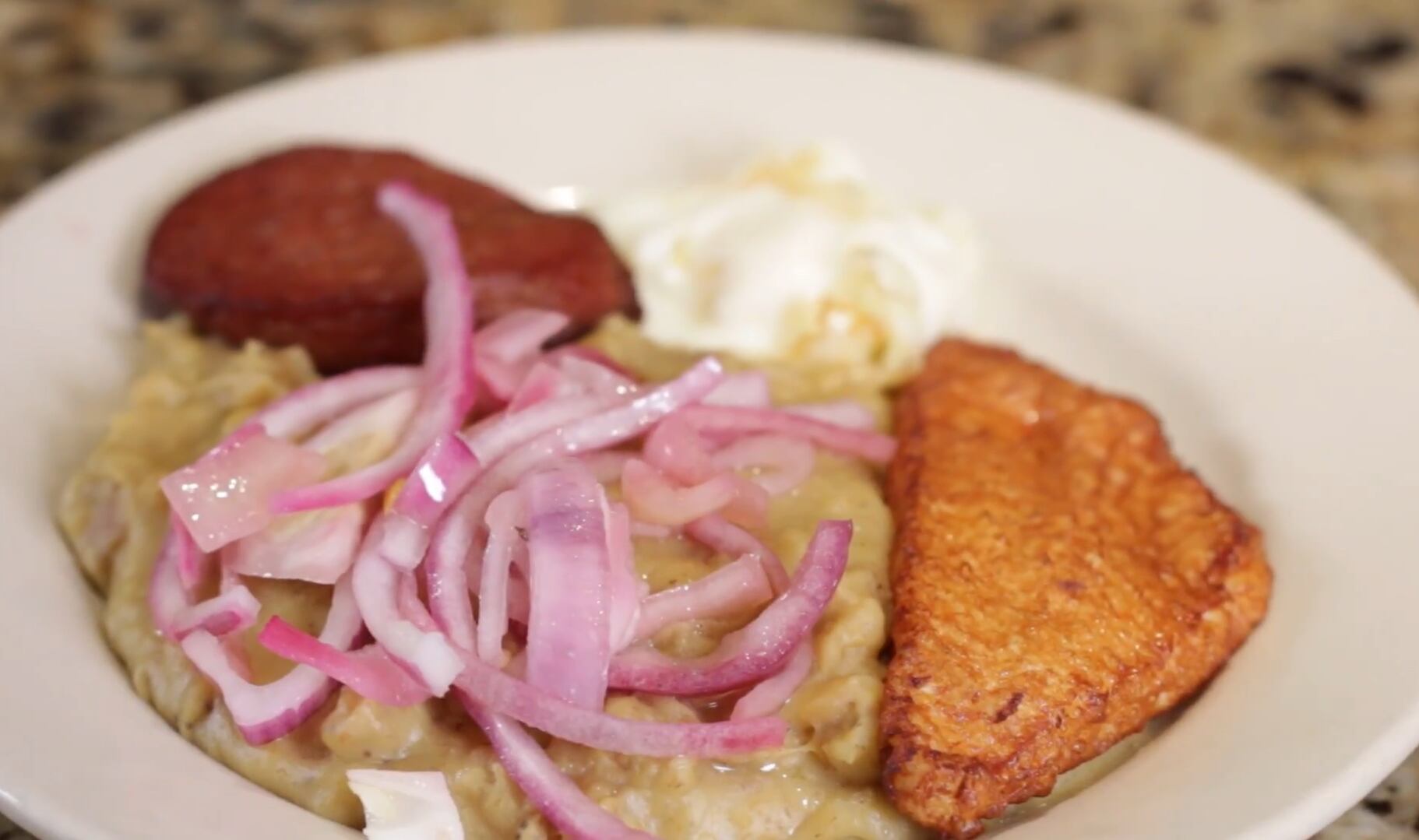 Tres dominicanos recorrieron diferentes restaurantes de Washington Heights para definir cuál hace el mejor mangú