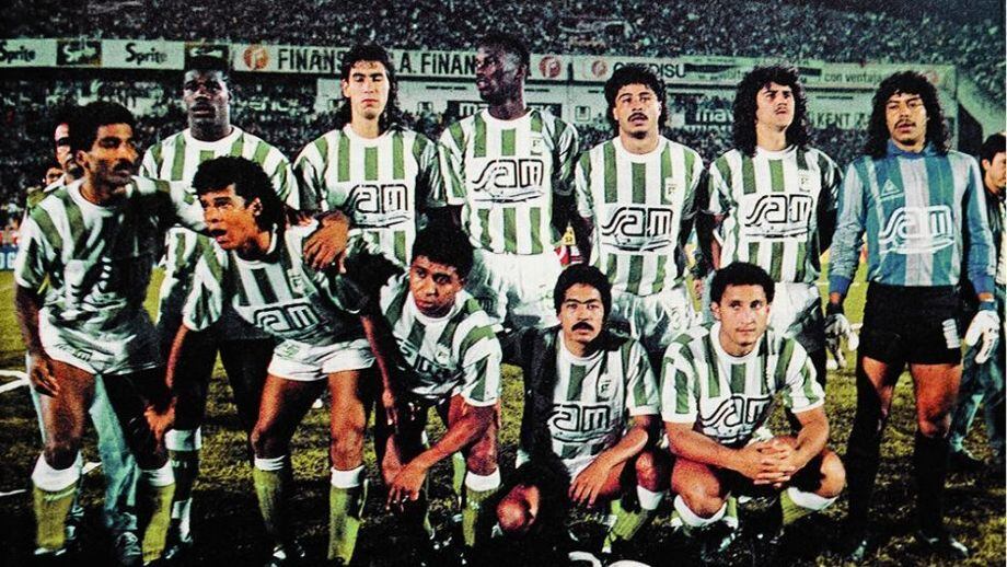 El Nacional campeón de la Copa Libertadores de 1989, lleno de figuras colombianas: René Higuita, Leonel Álvarez, Andrés Escobar, Luis Carlos Perea, Albeiro Usuriaga y John Jairo Tréllez se destacaban en la cancha, con ayudas indebidas.