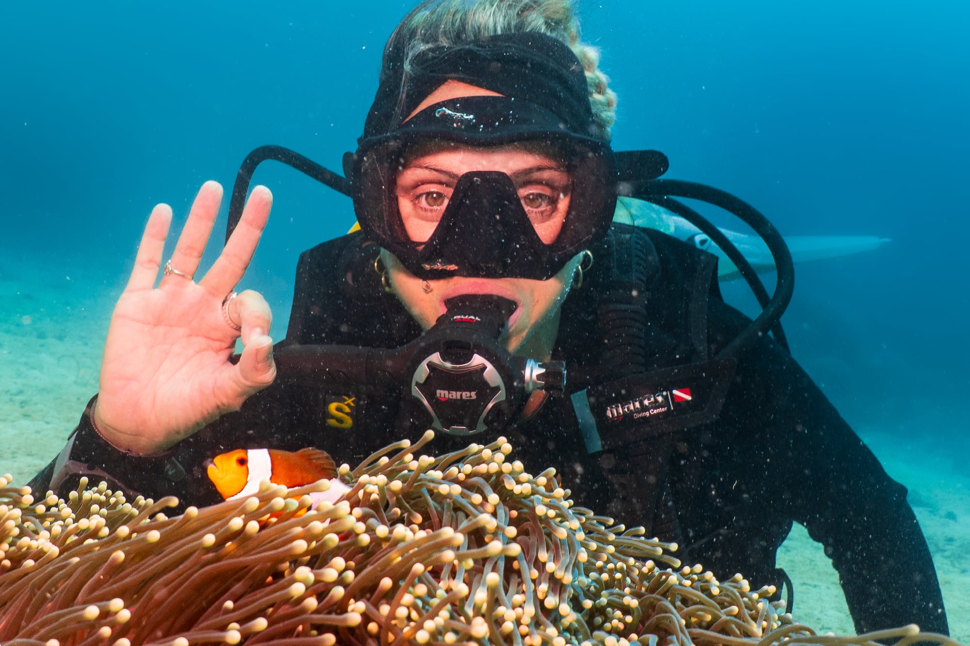 En Koh Phi Phi, Lucila descubrió una pasión que ni sabía que tenía, el buceo, lo que la llevó a transformarse en instructora y a descubrir un mundo bajo agua que hasta el día de hoy la maravilla. (foto: @11argazkia)