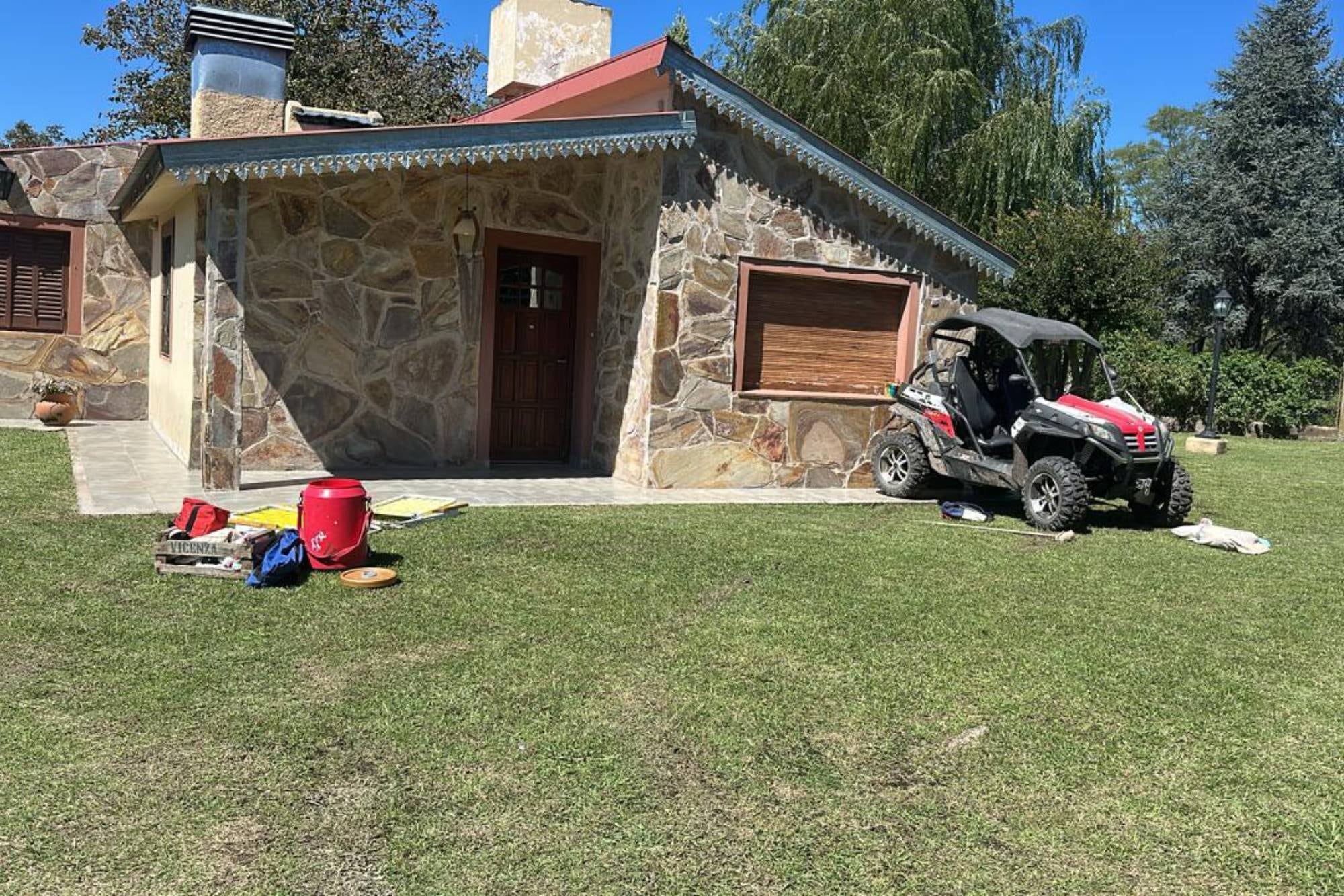 Murió una adolescente de 17 años tras volcar con un UTV en Córdoba