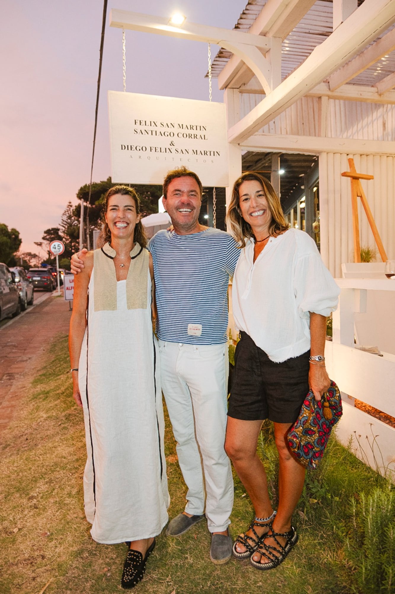 Nueva apertura Punta del Este:
Angie Braun, Matías Martins y Mariana Sambrizzi