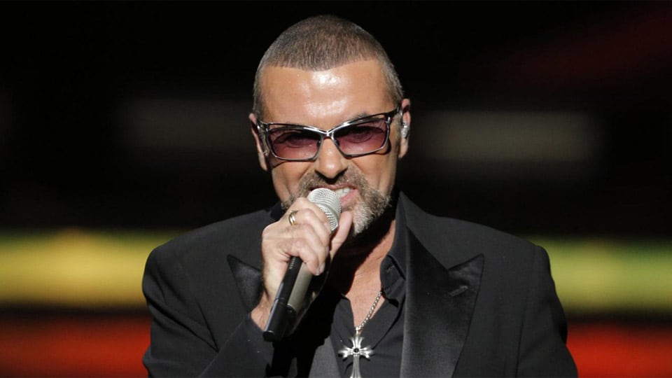George Michael también será recordado durante los MTV VMAs 2026, a diez años de su muerte, ocurrida el 25 de diciembre de 2016 a los 53 años; RAYE, SOMBR y Teddy Swims participarán del homenaje al exlíder de Wham! y una de las grandes figuras del pop británico