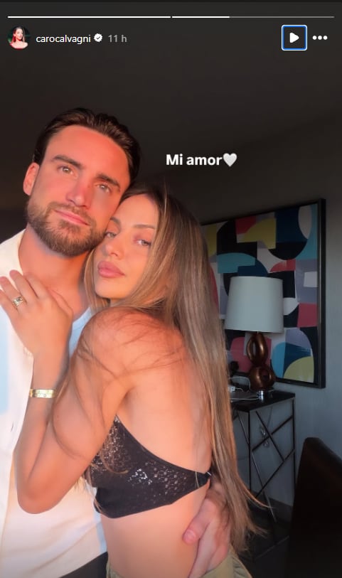 Nicolás Tagliafico, junto a Carolina Calvagni